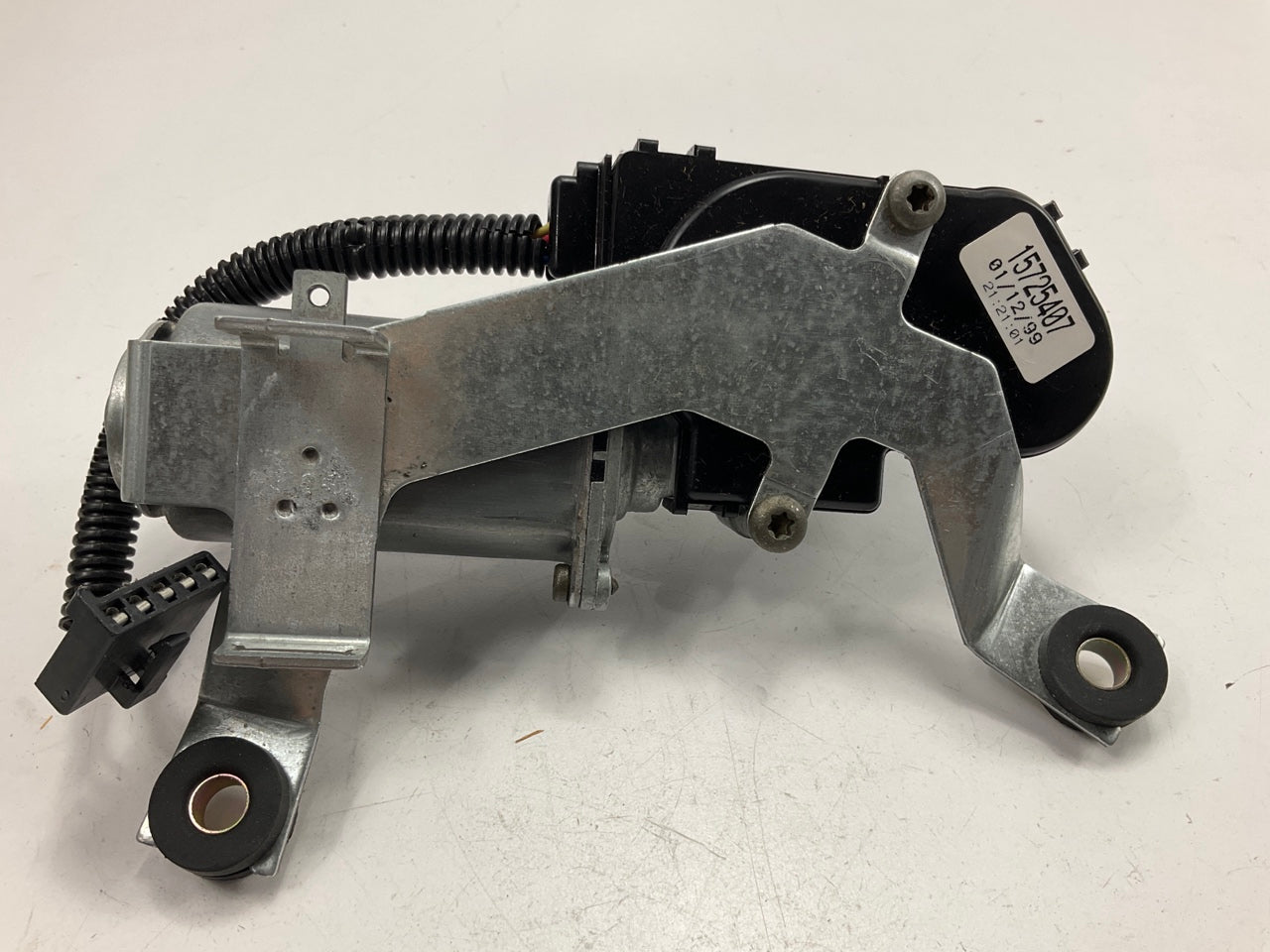 NEW UNBOXED OEM GM 15725407 Rear Back Glass Wiper Motor