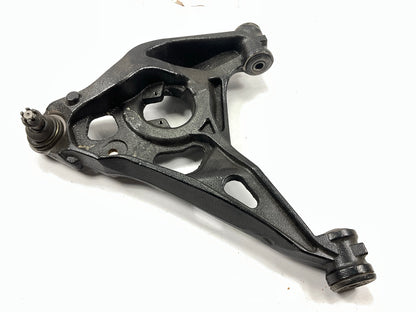 New UNBOXED 15750832 Front Left Lower Control Arm Ball Joint 03-20 Chevy Express