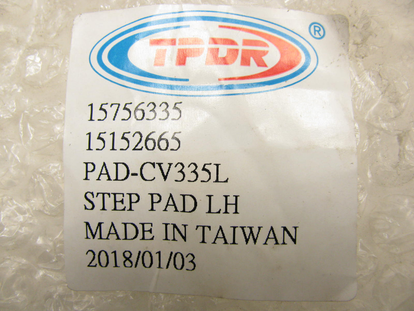 TPDR AFTERMARKET - Rear LEFT Bumper Step Pad For 00-06 GM SUV 15756335