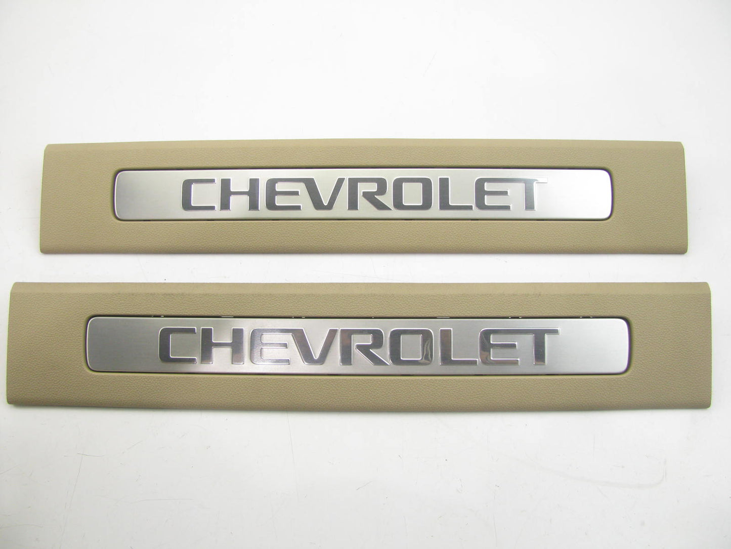 (2) NEW OEM GM Long Rear Door Sill Cover Plate W/ Logo Cashmere 15848342