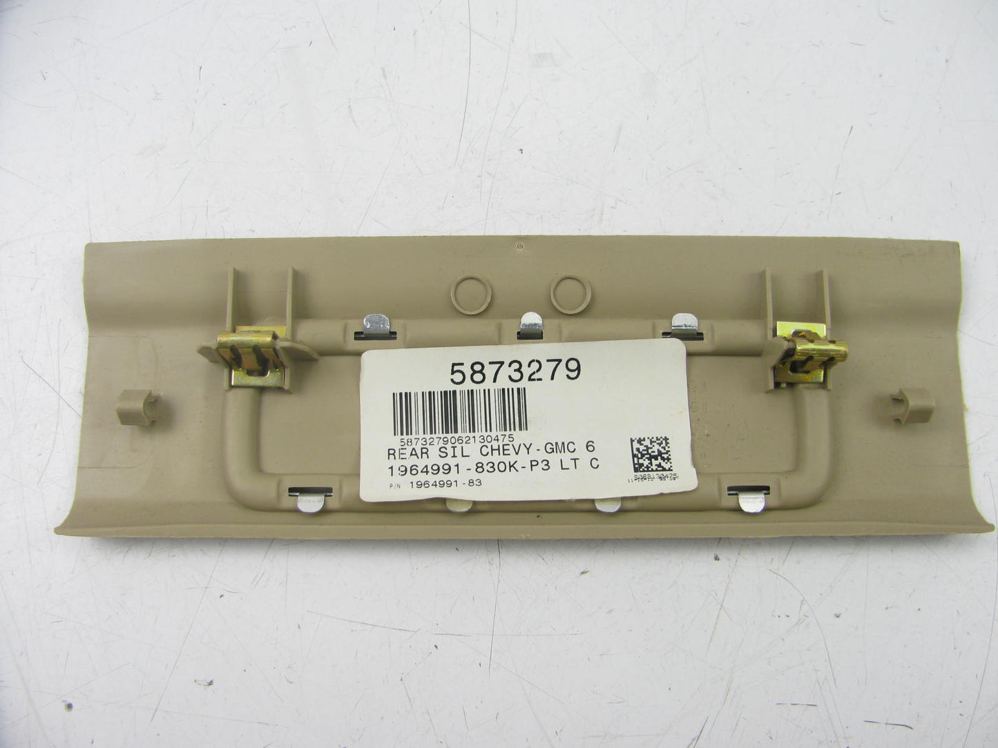 New OEM GM Short Rear Sill Plate 15873279 For 07-14 Tahoe Yukon - Cashmere