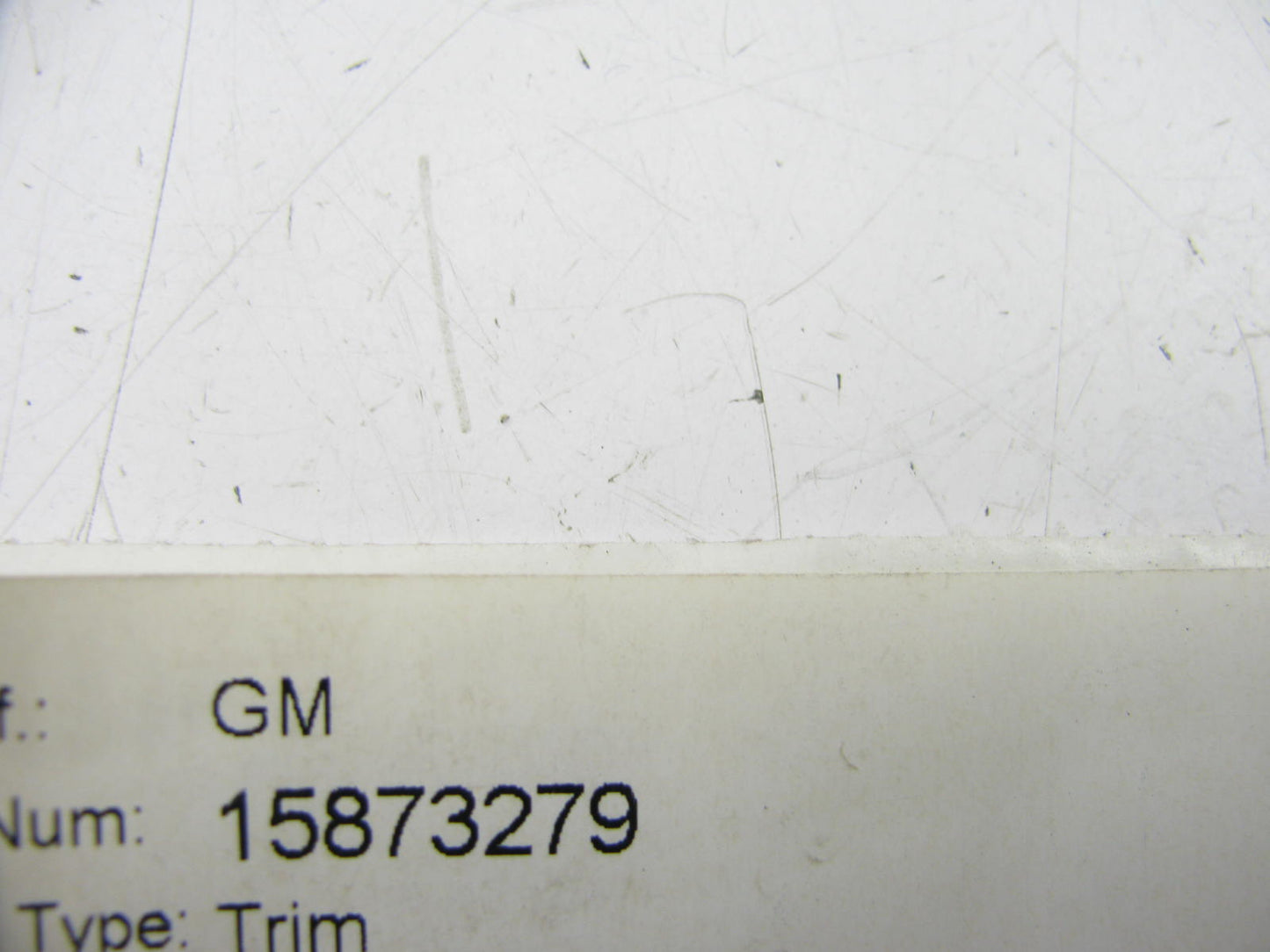 New OEM GM Short Rear Sill Plate 15873279 For 07-14 Tahoe Yukon - Cashmere