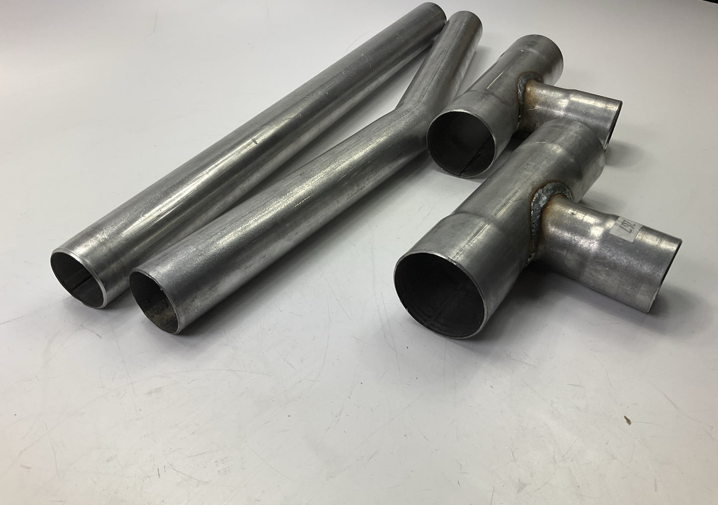 NEW - OUT OF BOX - Flowmaster 15920 Exhaust Crossover H-Pipe Kit 2.5 '' Diameter
