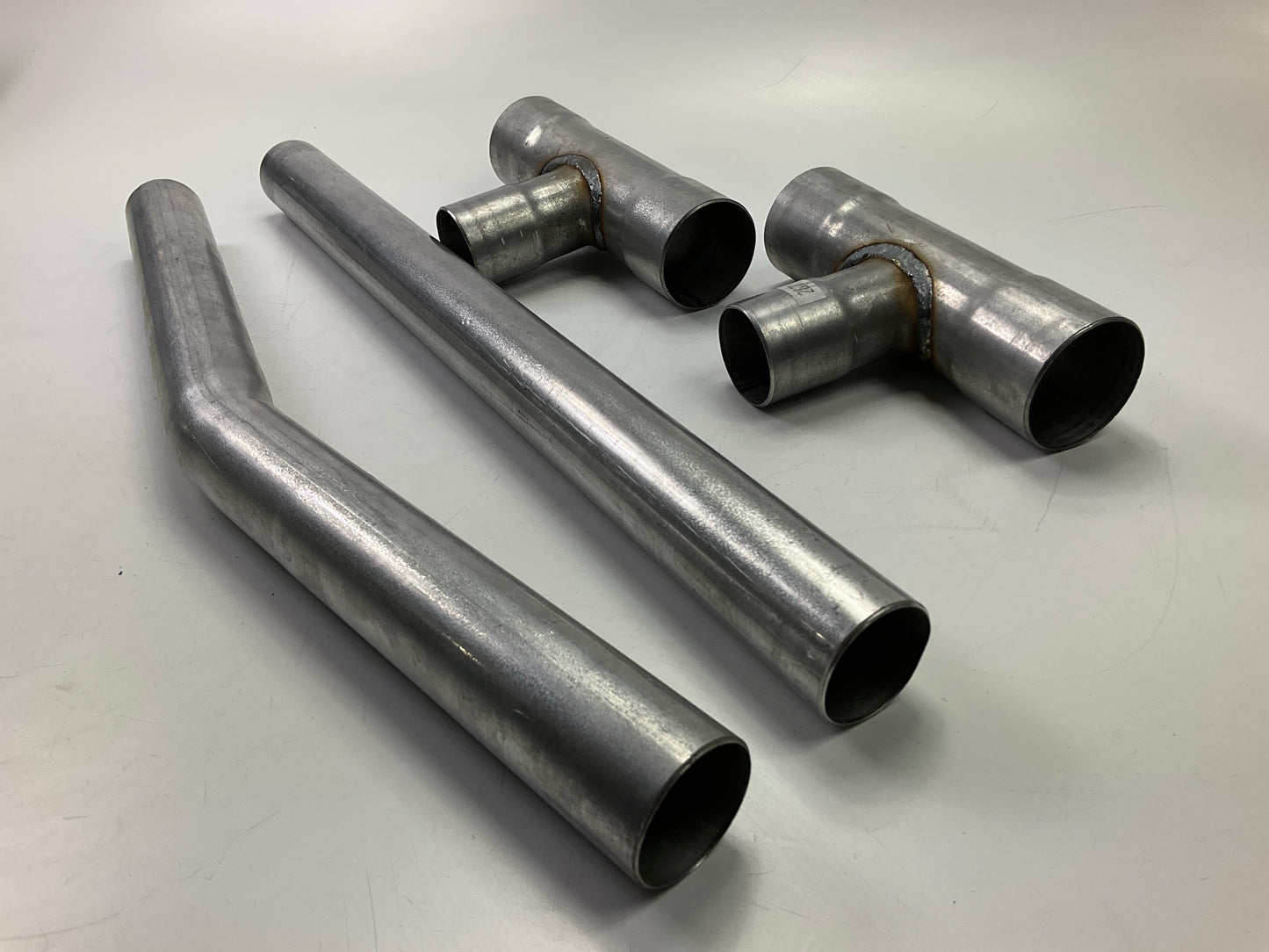 NEW - OUT OF BOX - Flowmaster 15920 Exhaust Crossover H-Pipe Kit 2.5 '' Diameter