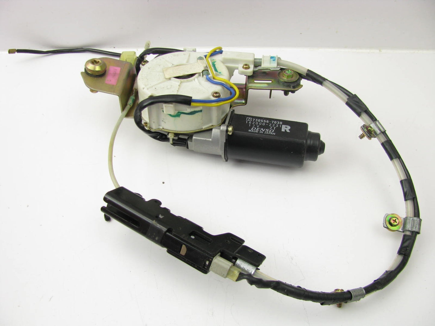 NEW - OUT OF BOX - OEM Ford 162000-2231 Automatic Seat Belt Motor