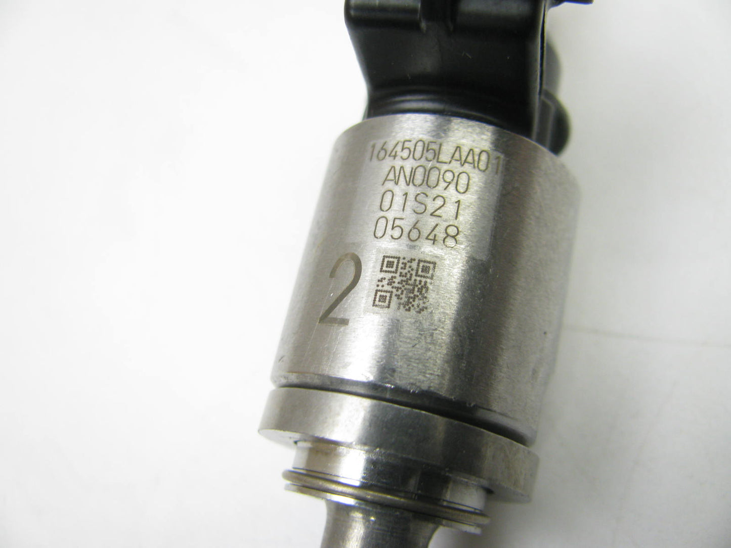 NEW - OUT OF BOX 164505LAA01 Fuel Injector / DENSO AN0090 For Honda