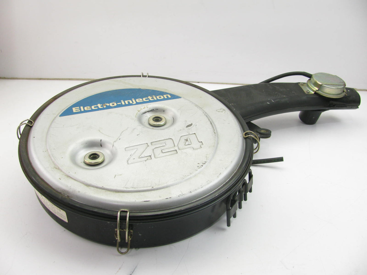NEW UNBOXED NOS Air Cleaner Assembly For 86-89 Nissan 720 D21 Z24 Pickup 2.4L