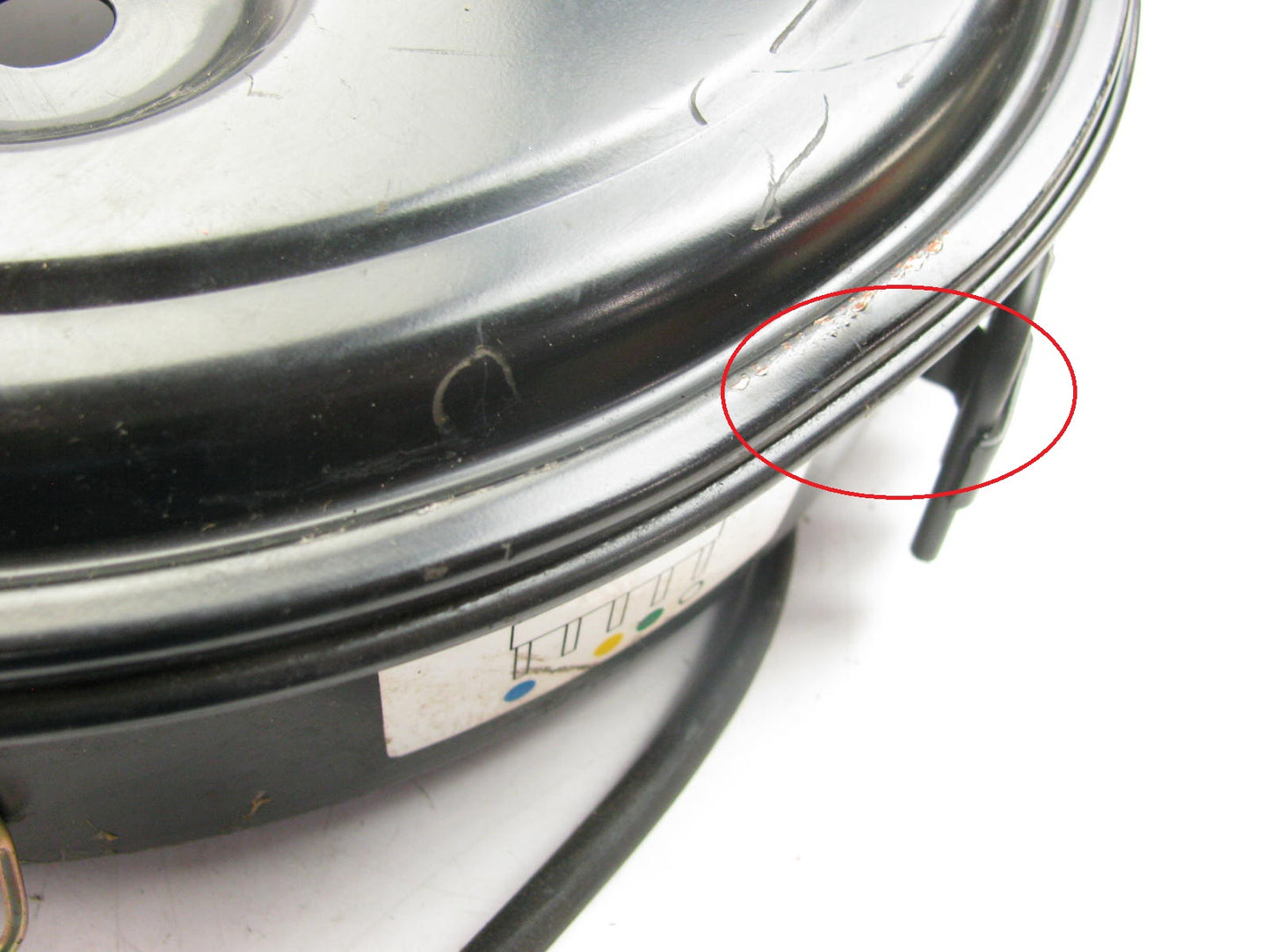 SMALL DENT - NEW GENUINE OEM Air Cleaner For 1986-1989 Nissan Pickup 2.4L Z24