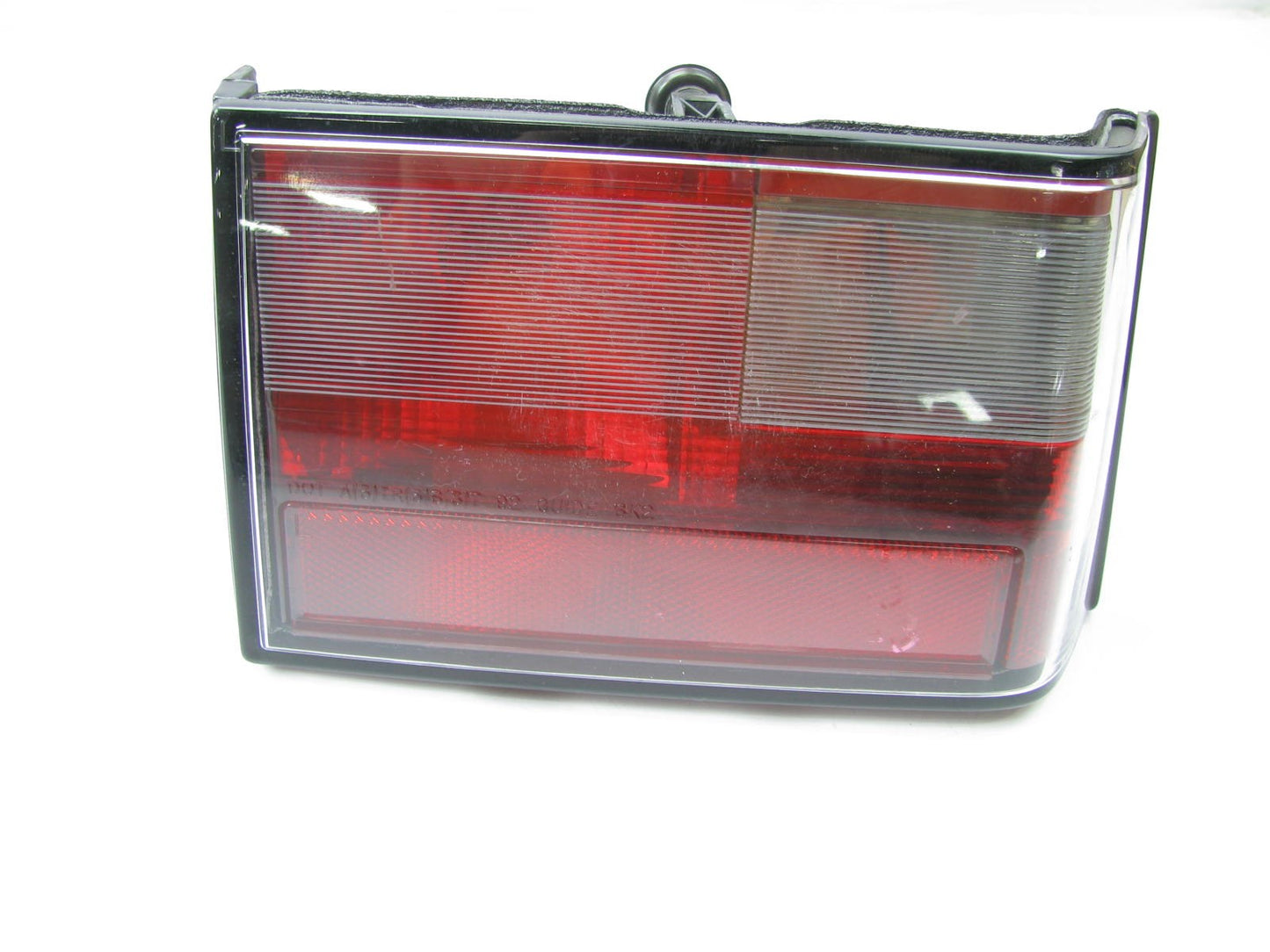 USED - OEM GM 16521993 Left Drivers Side Tail Light Lamp 1992-1997 Seville