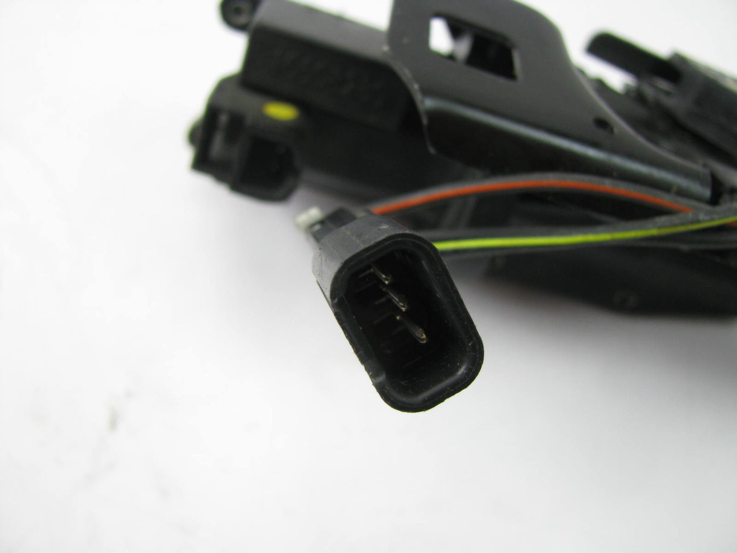 NEW - Out Of Box 16608280 Rear Trunk Hatch Lid Release Actuator Solenoid