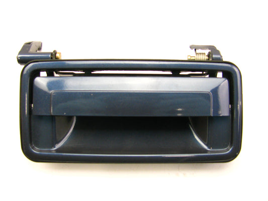 NEW - OUT OF BOX - OEM GM 16626661 Right Exterior Outside Door Handle