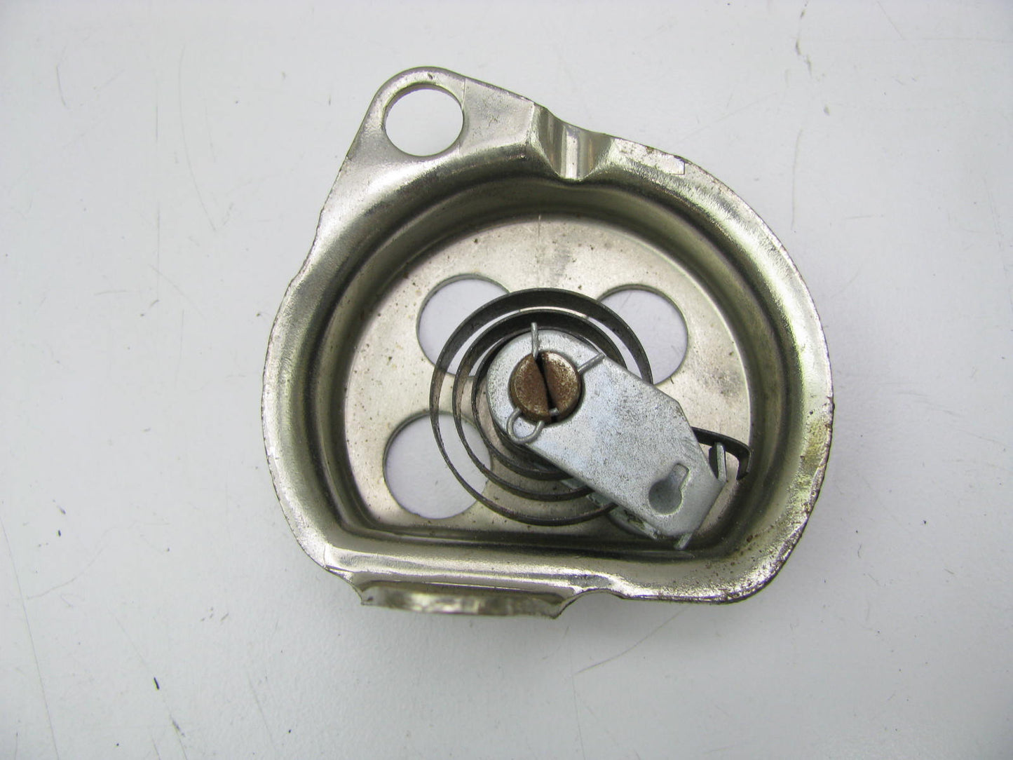 NEW - OUT OF BOX 170-409 Carburetor Choke Thermostat 1968-71 GM Rochester 1-BBL