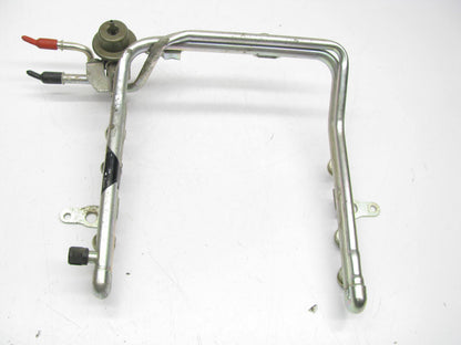 NEW UNBOXED OEM Fuel Rail W/ Regulator For 1992-95 GM 3.8L V6  WITHOUT INJECTORS