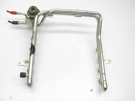 NEW UNBOXED OEM Fuel Rail W/ Regulator For 1992-95 GM 3.8L V6  WITHOUT INJECTORS