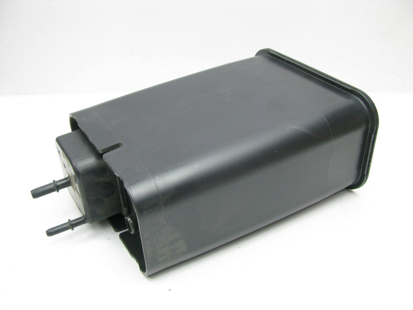 NEW - OUT OF BOX - OEM GM 17097118 Charcoal Fuel Vapor Canister CP1050