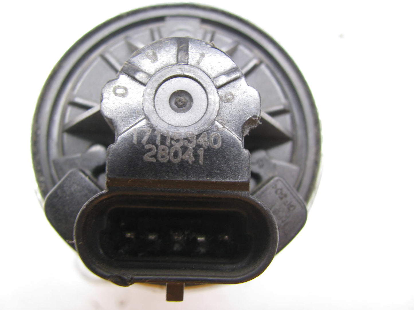 NEW - OUT OF BOX - OEM 17115340 EGR Valve