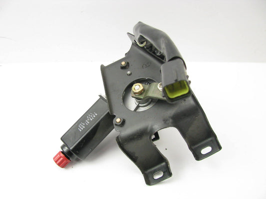 NEW OUT OF BOX OEM 93-97 FORD Probe Right Passengers Headlight Motor 176200-0082