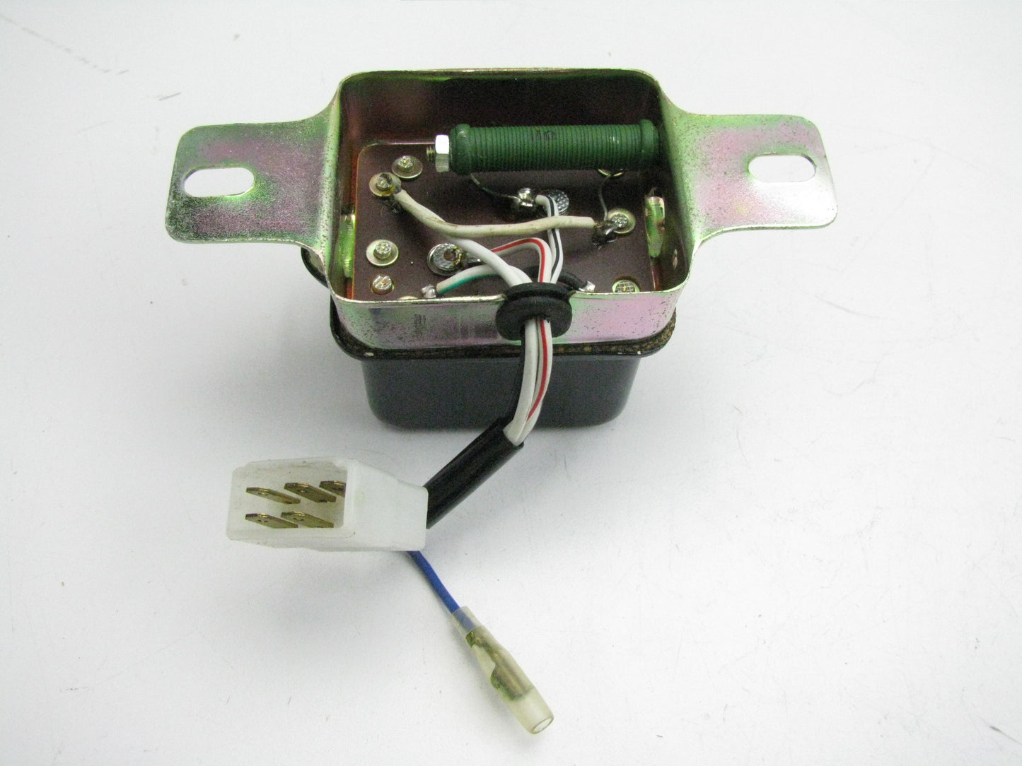NEW - OUT OF BOX 177-0403 Voltage Regulator 1972-1974 Chevrolet Luv Pickup
