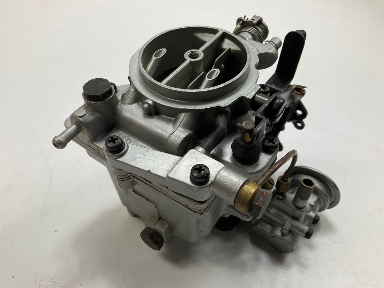 Rebuilt - 1968-1969 Toyota Corolla 1.1L Aisan 2BBL Carburetor