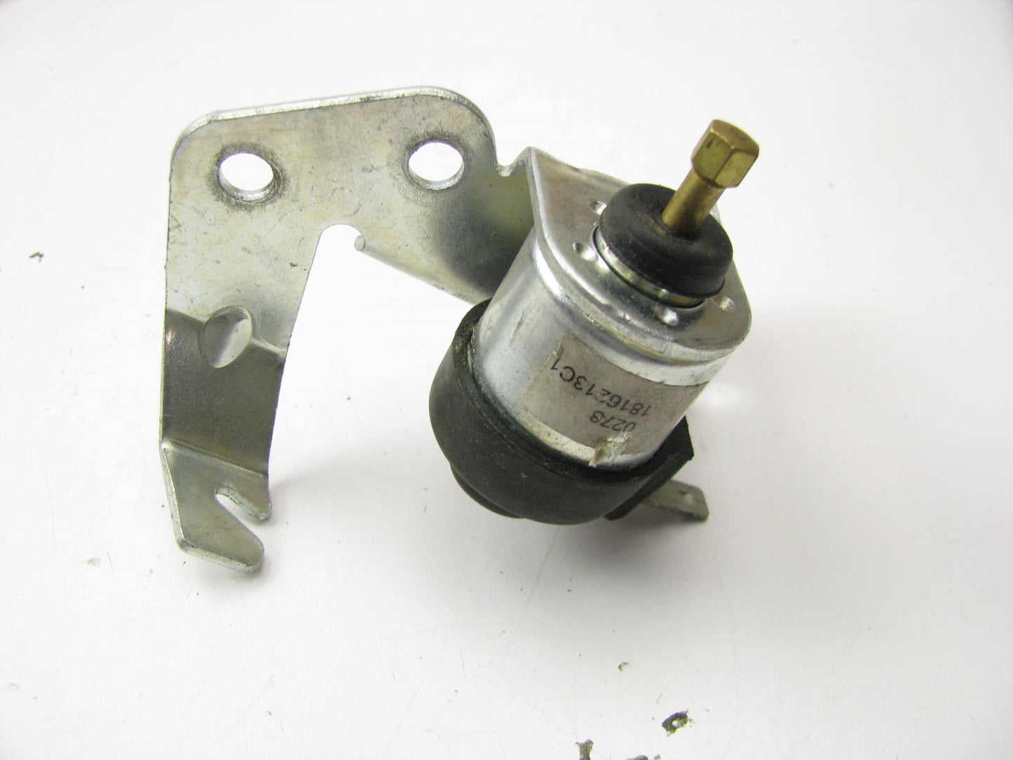 NEW - OUT OF BOX OEM Ford International 7.3L DIESEL 1816213C1 Idle Stop Solenoid