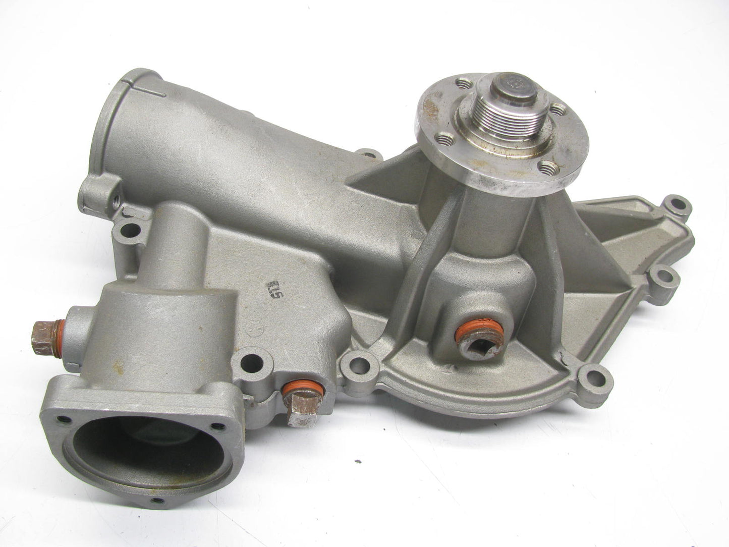 NEW - OUT OF BOX OE Engine Water Pump  1818182C4 / FP2289