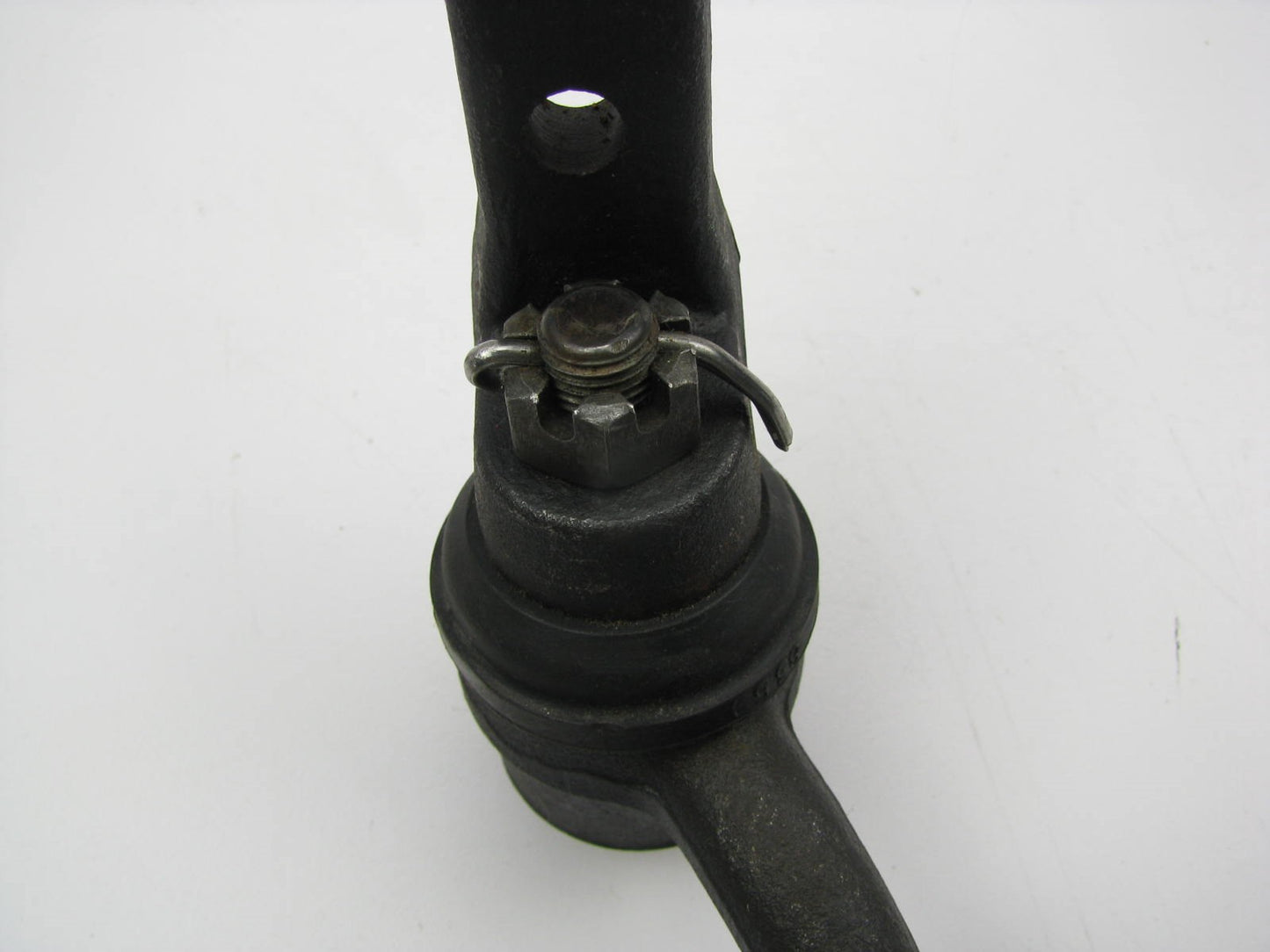 NEW - OUT OF BOX - TRW 18748 Steering Idler Arm