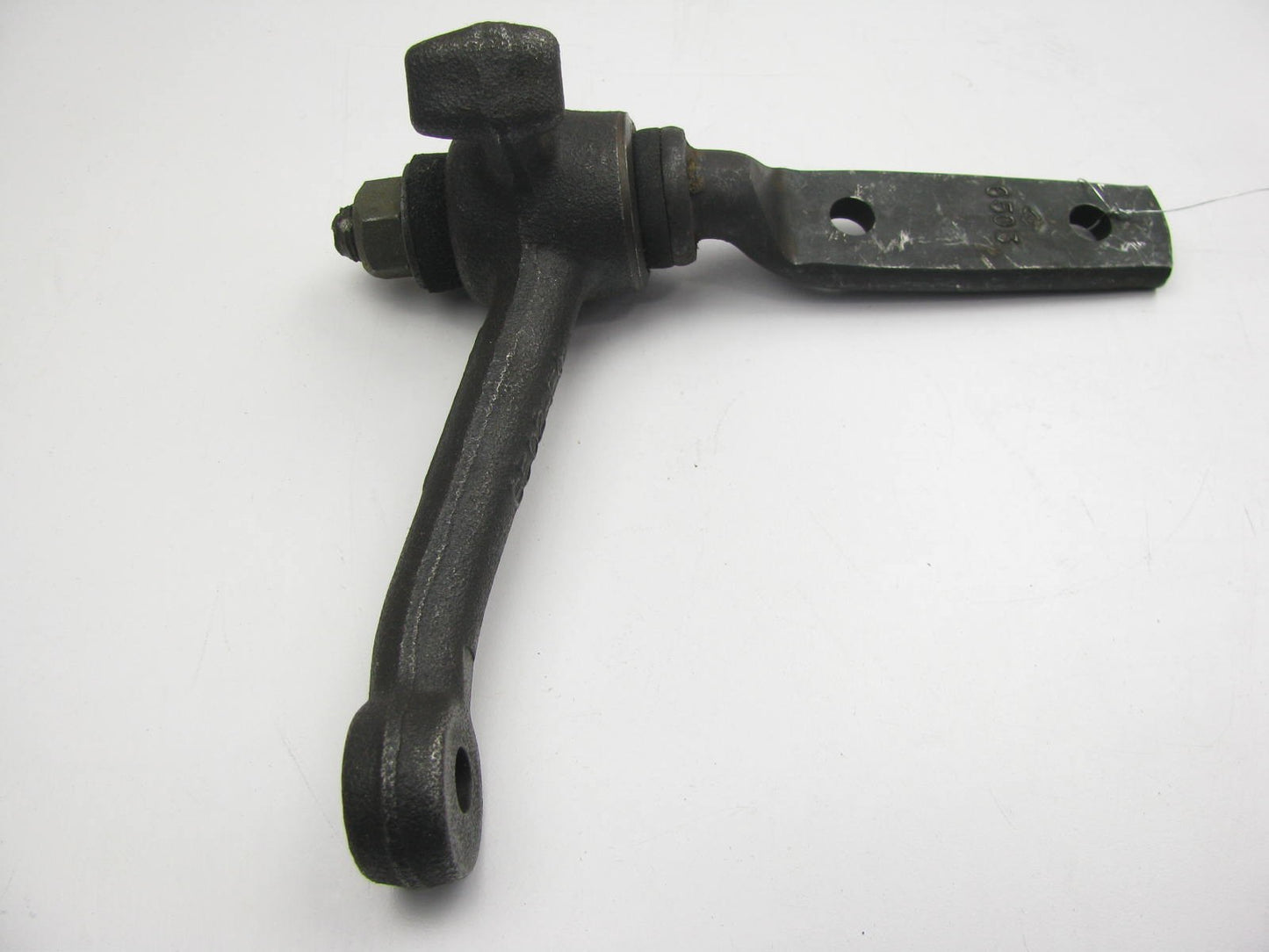 NEW - OUT OF BOX - 18767 Steering Idler Arm K6149