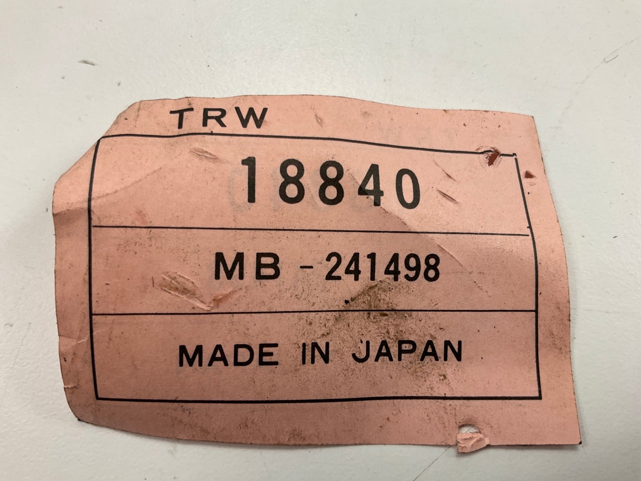 NEW - OUT OF BOX - OEM 555 18840 Steering Idler Arm