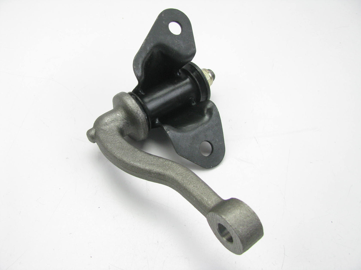 NEW - UNBOXED 18860 Steering Idler Arm For 1980-1983 Datsun 200SX
