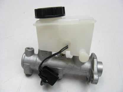 NEW - OUT OF BOX 18M1185 Brake Master Cylinder For 1999 Mazda Protege