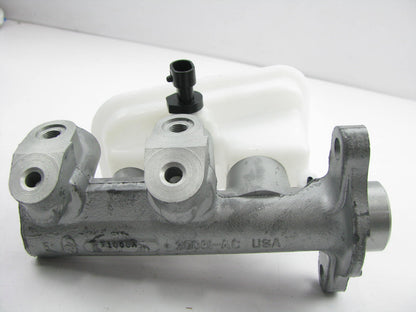 NEW - Out Of Box 18M740 Brake Master Cylinder With Reservoir - M390276