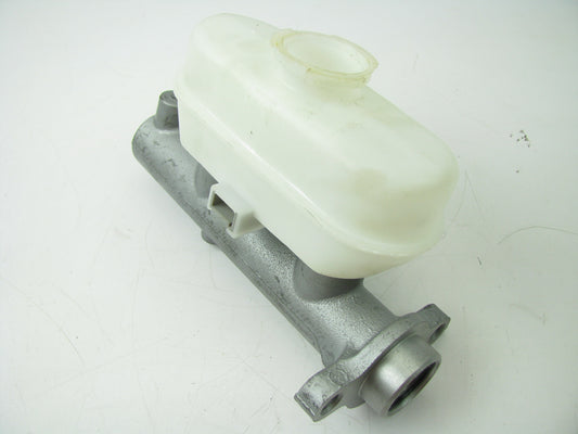 NEW - OUT OF BOX 18M782 Brake Master Cylinder