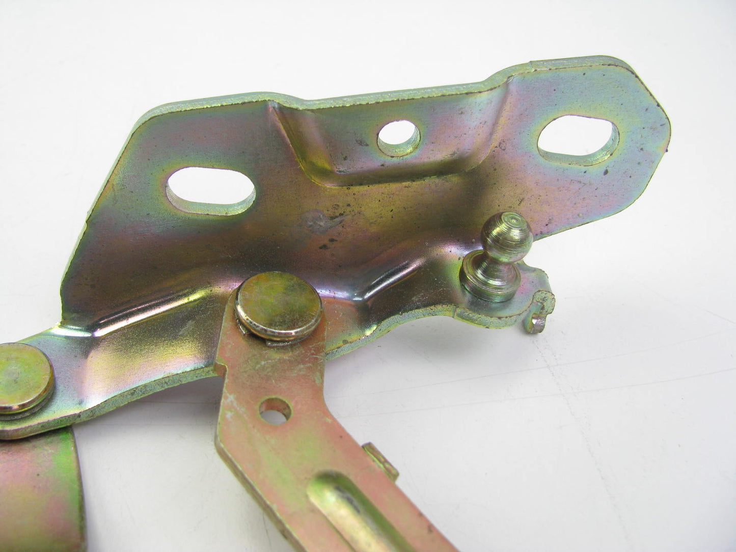 NEW - OUT OF BOX Right R.H. Trunk Deck Lid Hinge For 1993-1999 VW Jetta