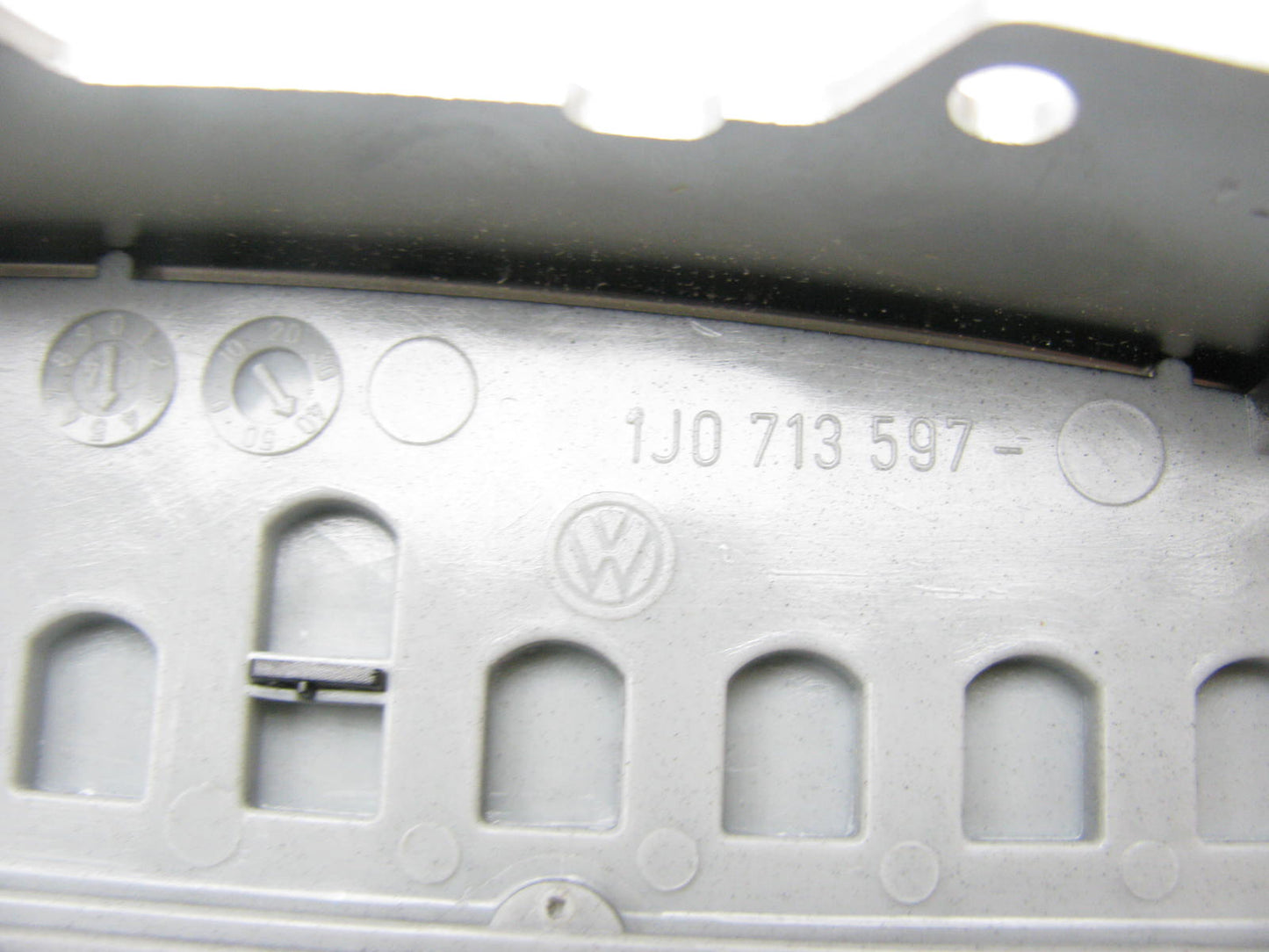 NEW OUT OF BOX Tiptronic Auto Shifter Trim Bezel For 95-05 VW Jetta 1J07135974J4