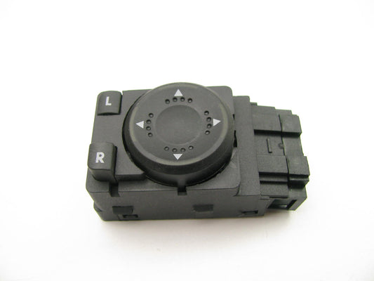 NEW - OUT OF BOX - VW 1J195956501C Mirror Adjust Switch - 1998 VW Beetle