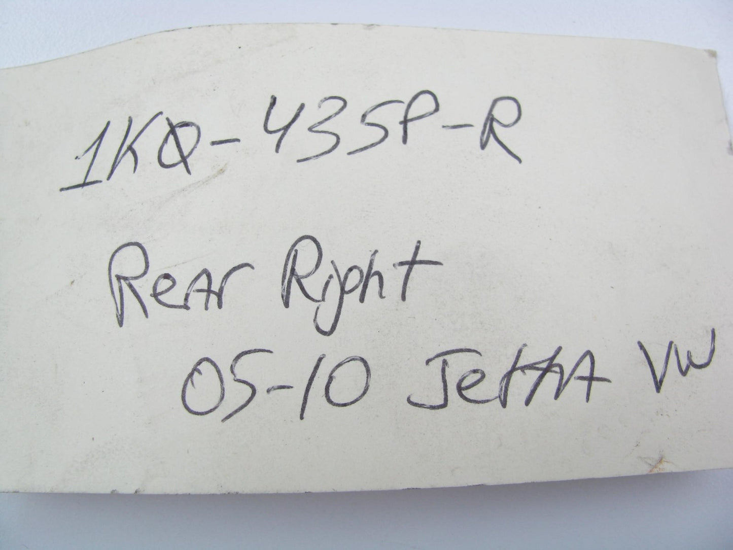 NEW - OUT OF BOX 1K0-435P REAR RIGHT Steering Knuckle 2005-2010 Vw Jetta