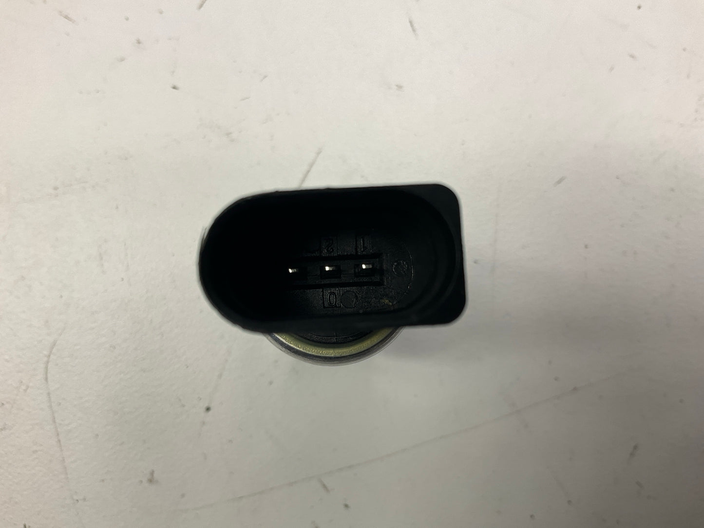 New OUT OF BOX A/C Refrigerant Pressure Sensor For Audi Volkswagen 1K0959126D