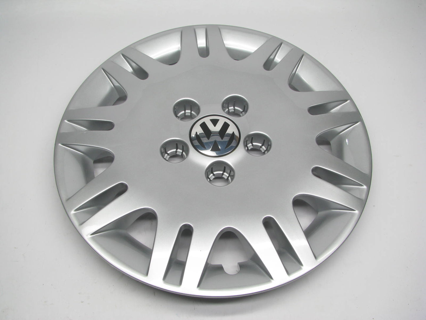 NEW - OUT OF BOX - OEM 15'' Hubcap Wheel Cover 1KM601147 For 2006-2010 VW Jetta