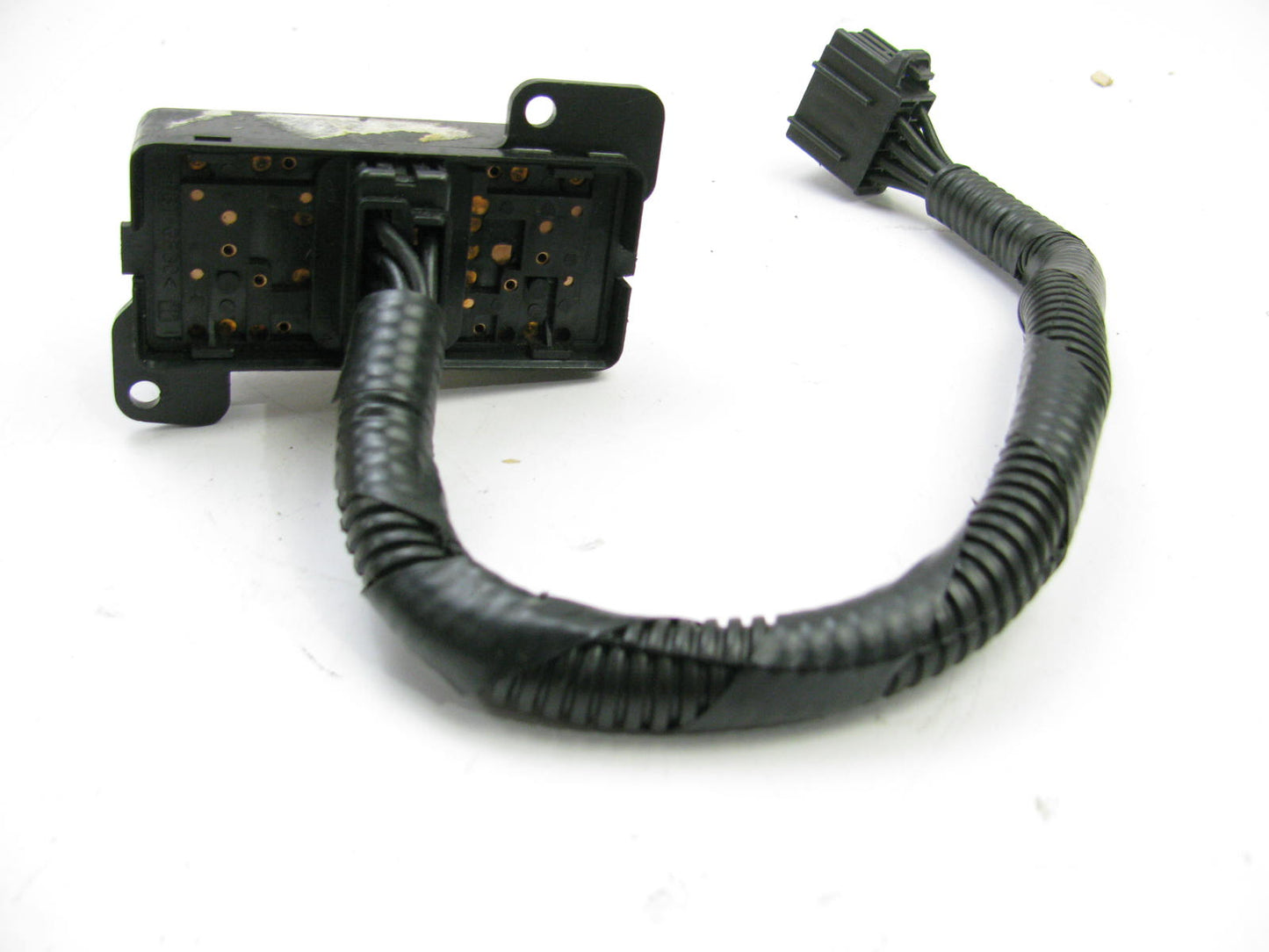 NEW - OUT OF BOX OEM Ford Front Driver Power Seat Adjust Switch 03-06 Expedition