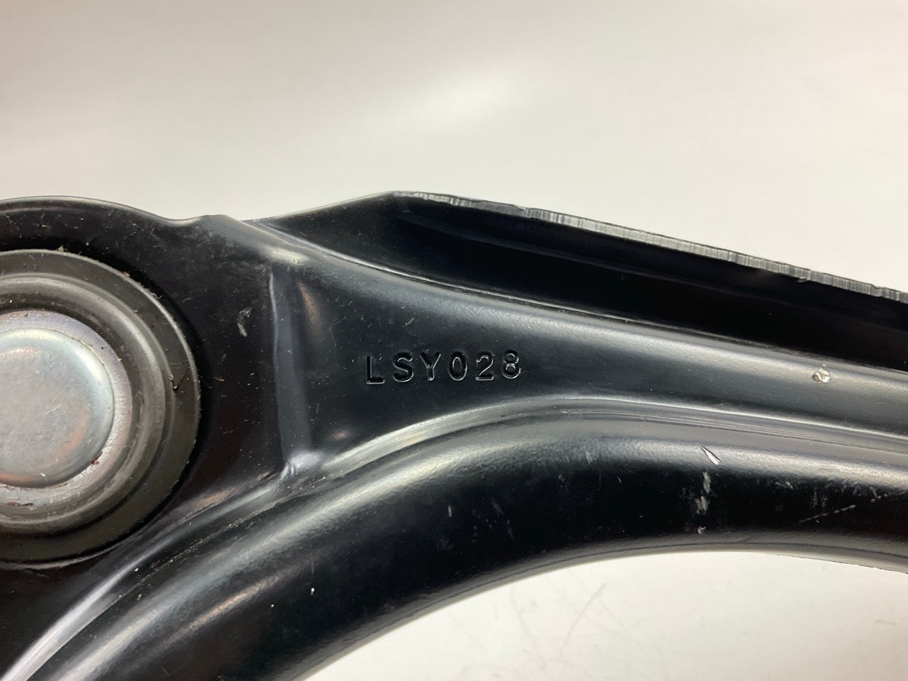 NEW AFTERMARKET 1L2Z-3085-AA Front Left Upper Control Arm 02-05 Explorer