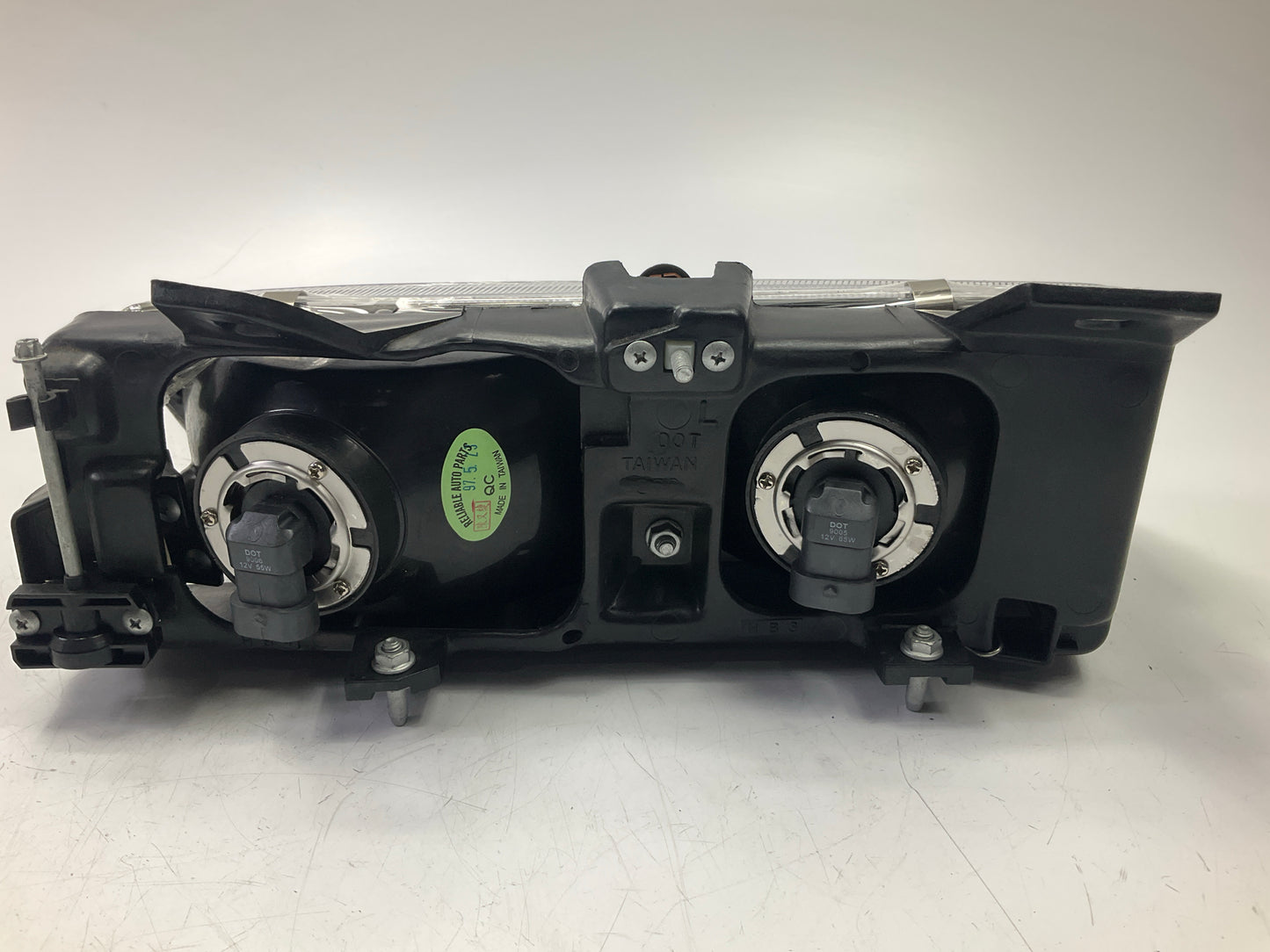 NEW Aftermarket 1990-1996 Chevy Corsica Left Headlight Head Lamp 20-1679-00