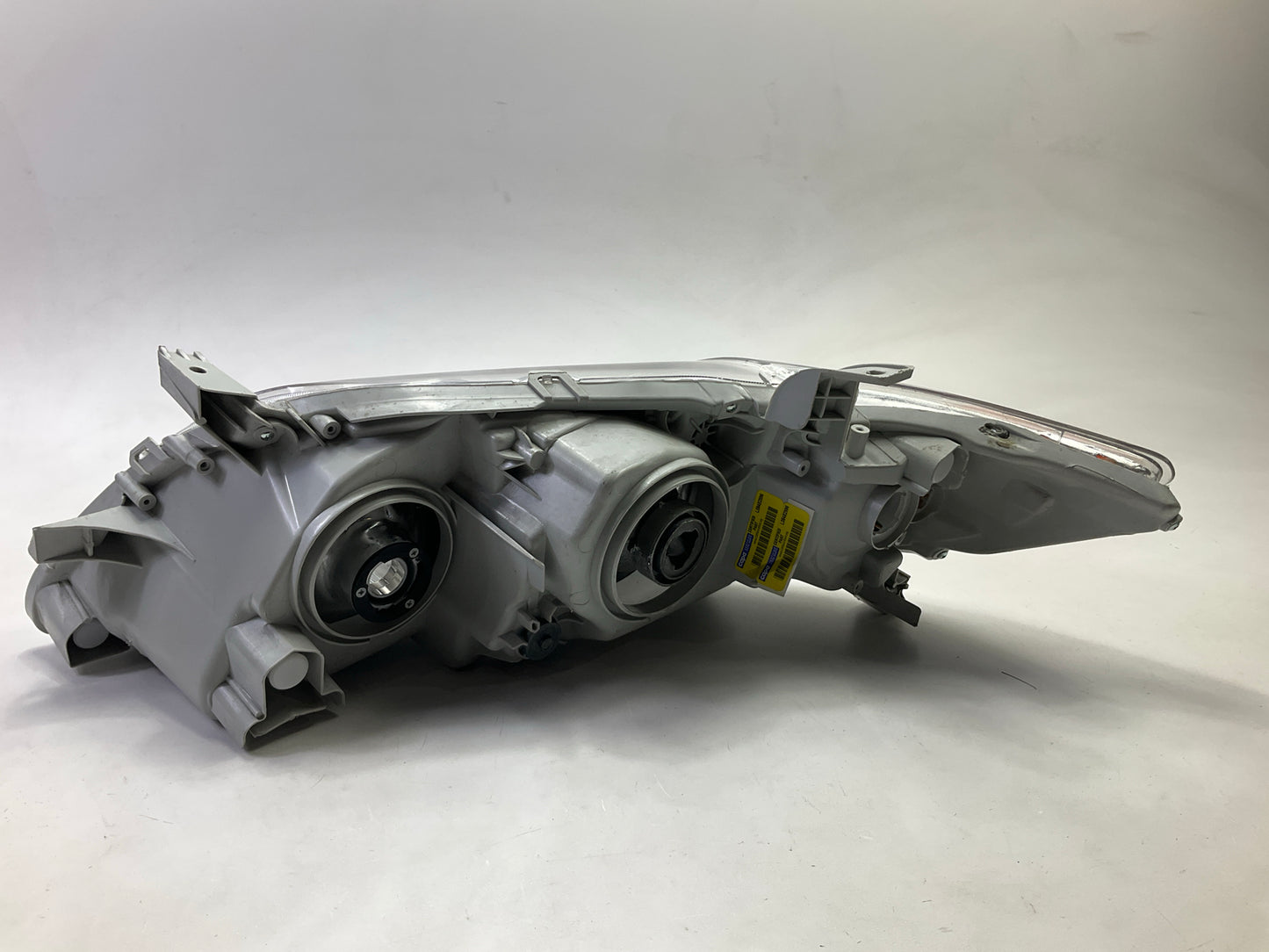 NEW UNBOXED TYC 20-6757-01-9 Right Headlight Headlamp - 2007-2009 Toyota Camry
