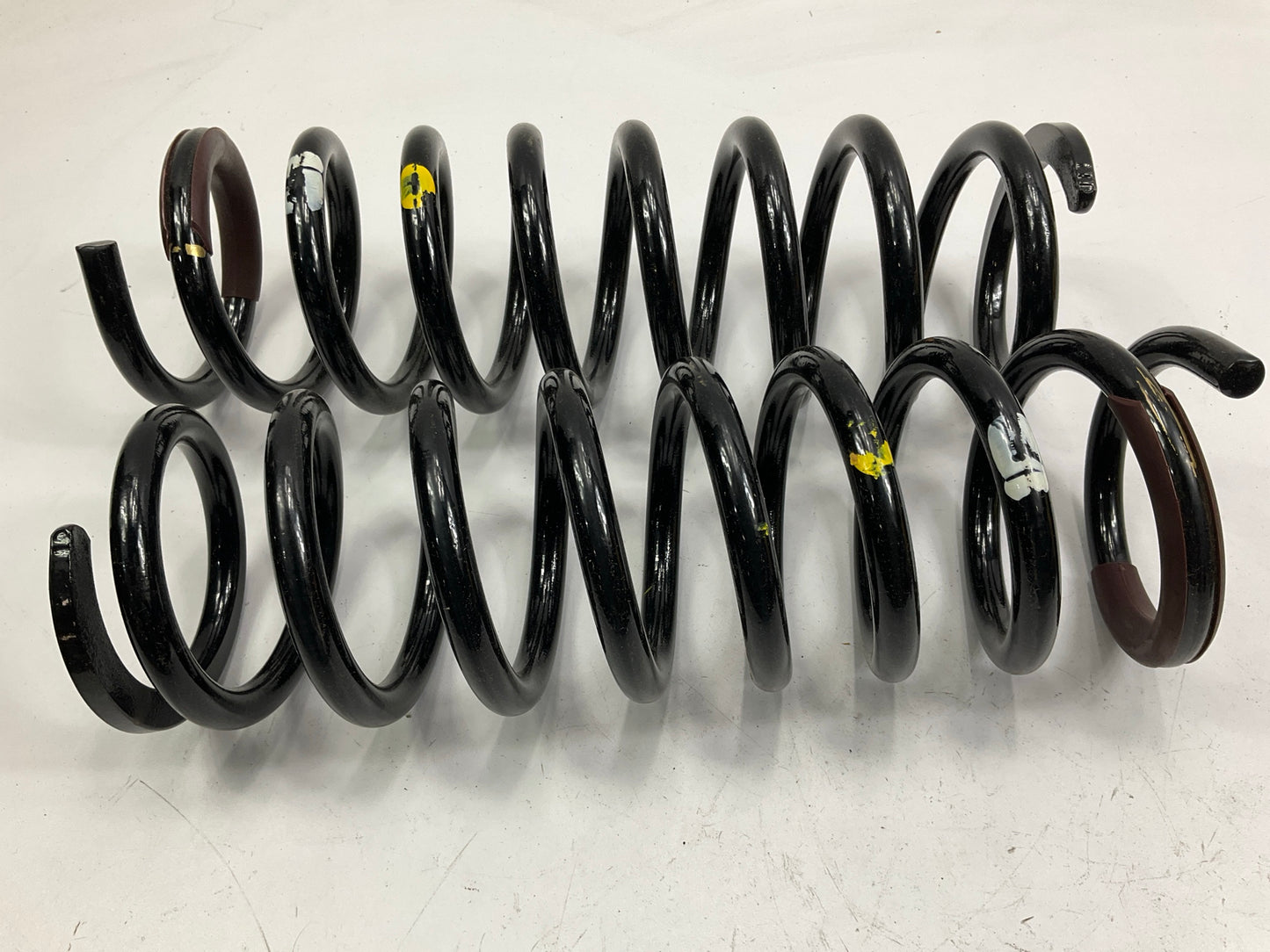 (2) NEW UNBOXED OEM For 2000-2004 Subaru Legacy 20380-AE22A Rear Coil Springs
