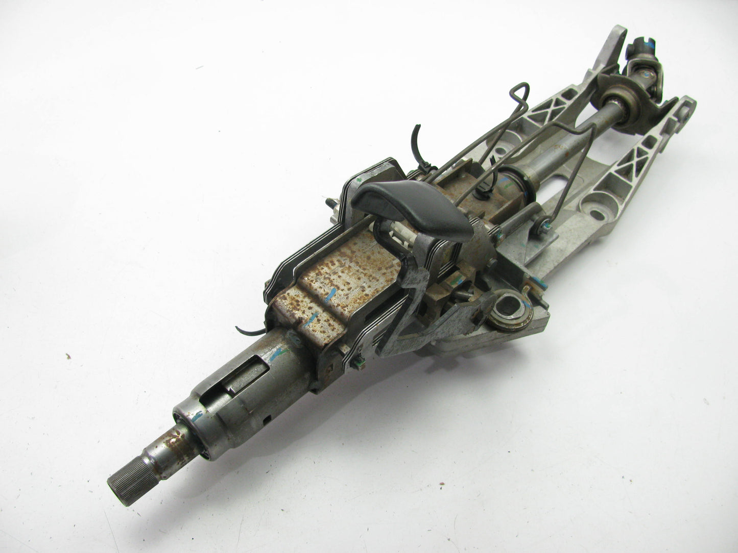 USED - Genuine OEM GM 20925174 Steering Column