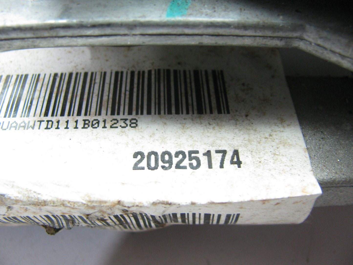 USED - Genuine OEM GM 20925174 Steering Column