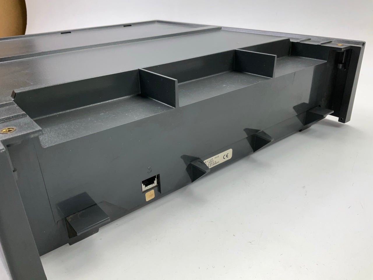NEW UNBOXED - IBM Cash Drawer SurePos 20P0270 With Key