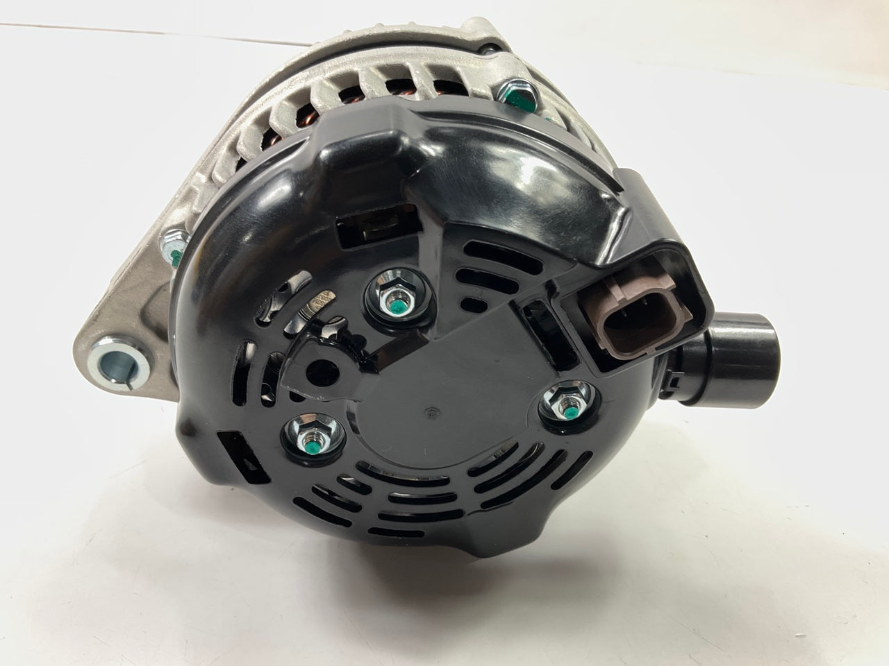 NEW UNBOXED 211391 Alternator W/ Pulley 2010-2013 Acura MDX, 09-12 RL, 09-14 TL