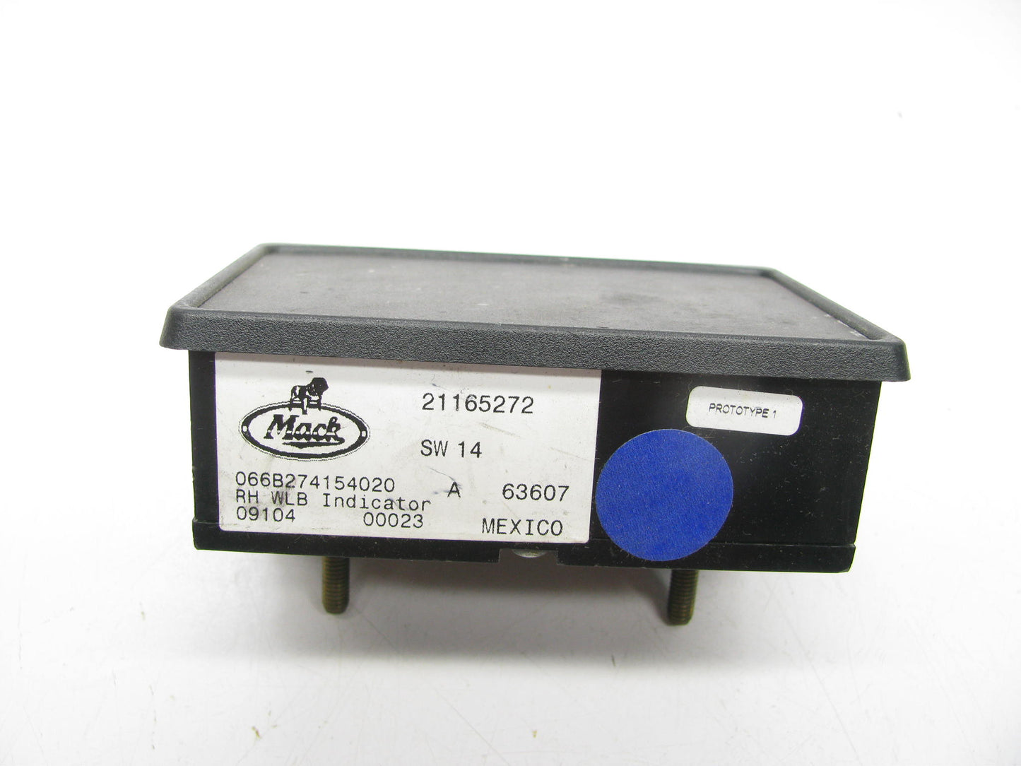 NEW UNBOXED OEM For Mack Right Hand R.H. WLB Indicator Display 21165272
