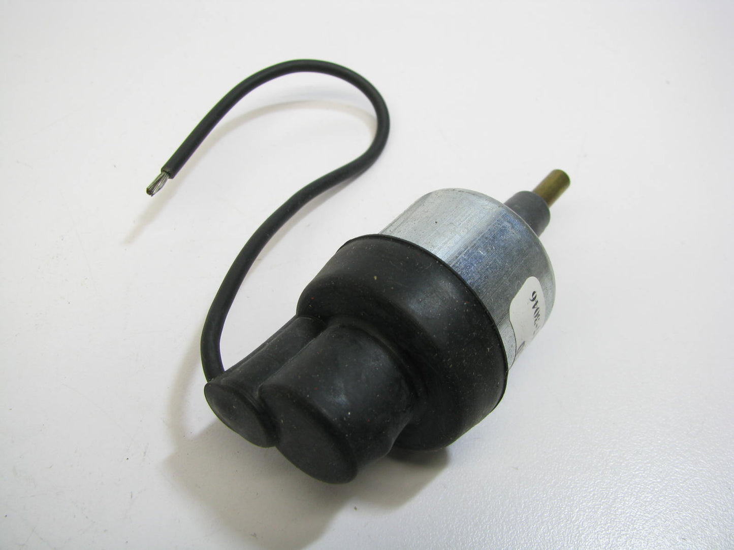 NEW - Out Of Box 213-266 Carburetor Idle Stop Solenoid - D7VZ-9D856A D5VZ-9D856A