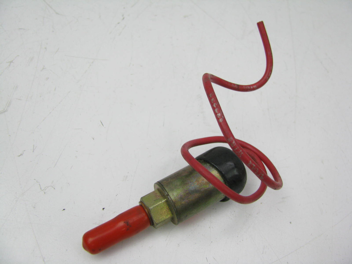 NEW - OUT OF BOX 213-282 Carburetor Idle Stop Solenoid 1973-74 Toyota Aisan 2BBL